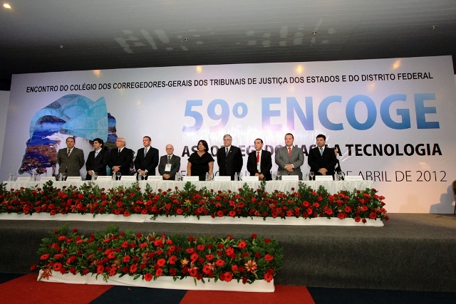 Ministra Eliana Calmon participa do 59º ENCOGE
